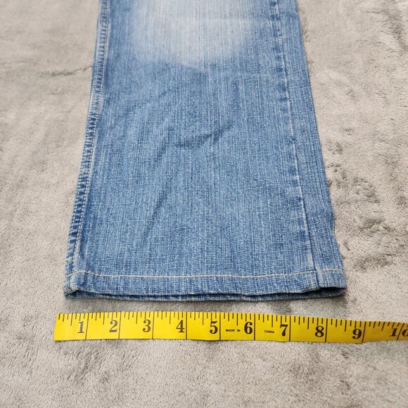 Akademiks Men's Light Wash Distressed Straight Leg Denim Jean Size 34x32 - Picture 13 of 14